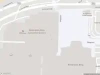 Ambulance met gepaste spoed naar de Ahoyweg in Rotterdam