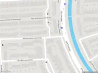 Ambulance met gepaste spoed naar de Wilhelmina Druckerstraat in Spijkenisse