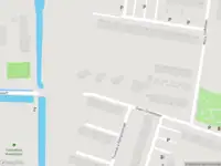 Ambulance met grote spoed naar de Geert Grootelaan in Vlaardingen