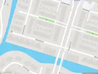 Ambulance met grote spoed naar de Wolvenburg in Barendrecht