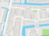 Ambulance met gepaste spoed naar de Karbouwstraat in Rotterdam