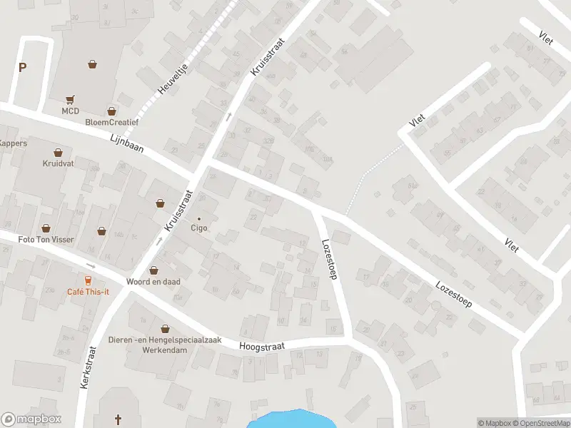 Ambulance met grote spoed naar de Lozestoep in Werkendam