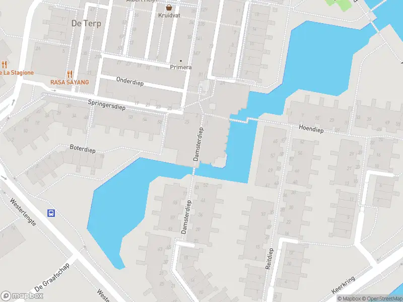 Ambulance met grote spoed naar de Damsterdiep in Capelle aan den IJssel