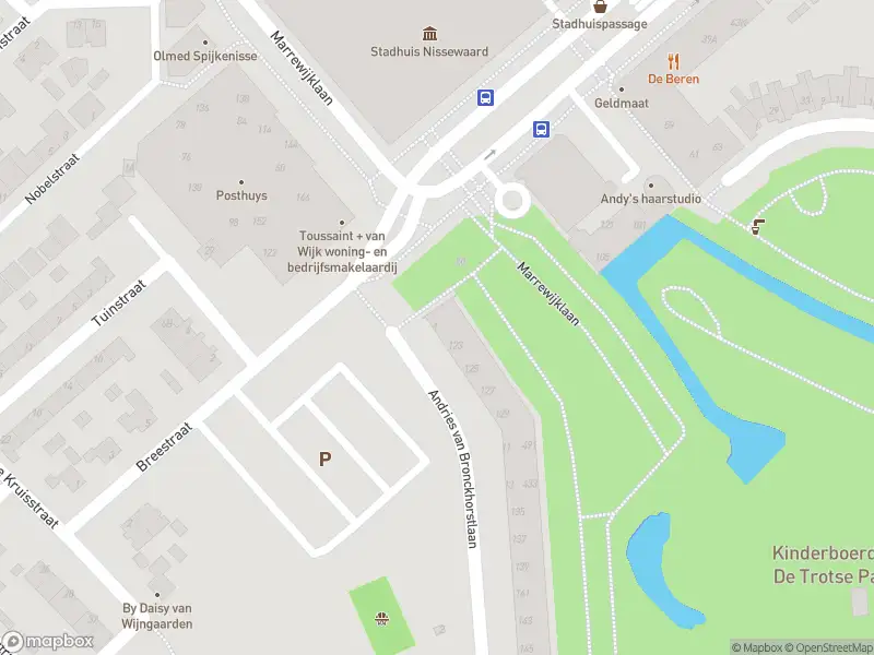 Ambulance met grote spoed naar de Andries van Bronckhorstlaan in Spijkenisse