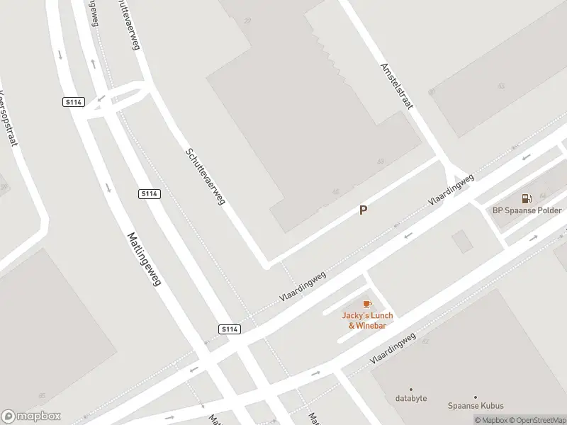 Ambulance met grote spoed naar de Matlingeweg in Rotterdam