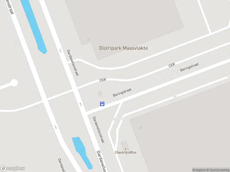 Politie naar de Dardanellenstraat in Maasvlakte Rotterdam