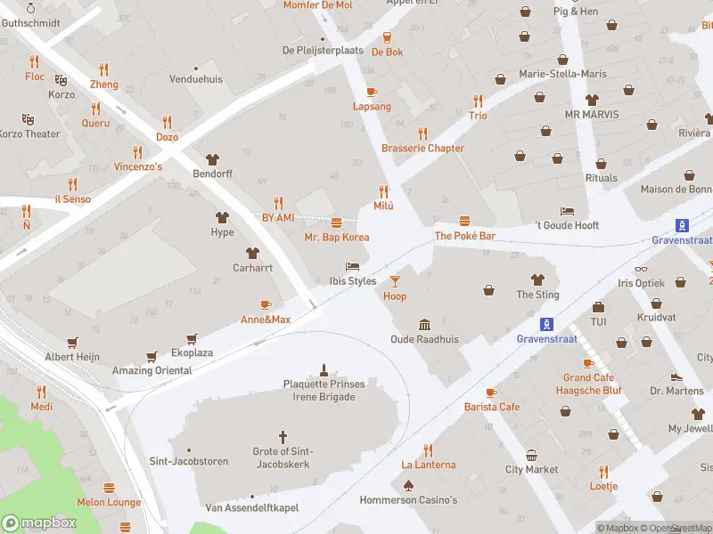 Ambulance met gepaste spoed naar de Kerkplein in 's-Gravenhage