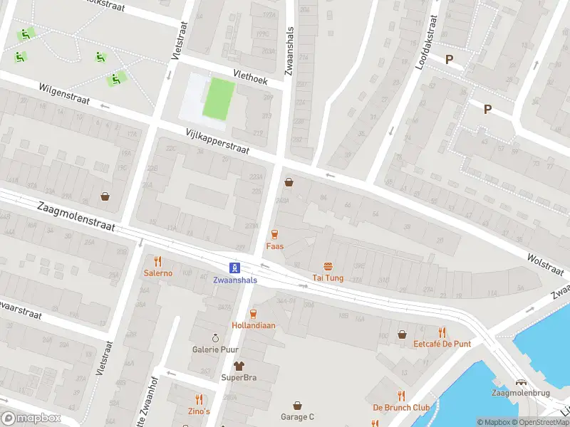 Ambulance met grote spoed naar de Zwaanshals in Rotterdam