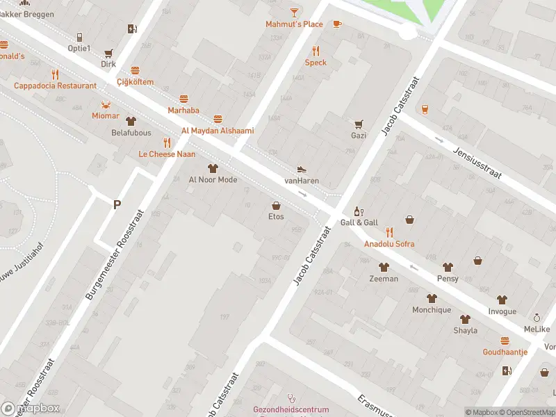 Ambulance met grote spoed naar de Zwart Janstraat in Rotterdam