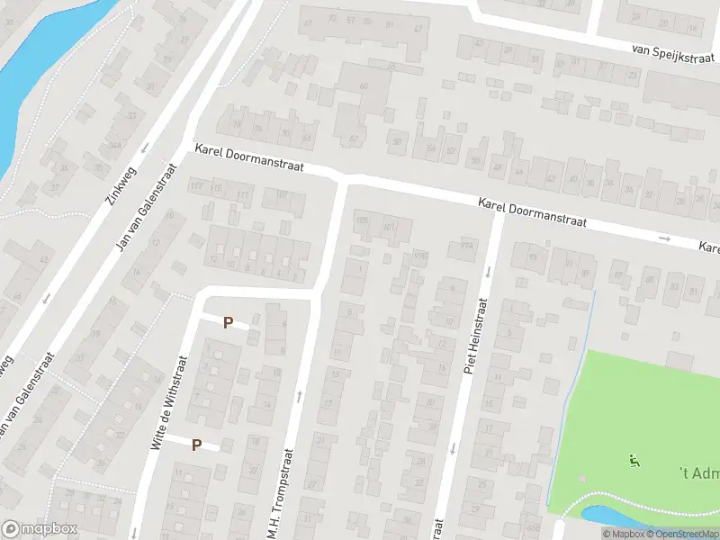 Ambulance met grote spoed naar de M.H. Trompstraat in Oud-Beijerland