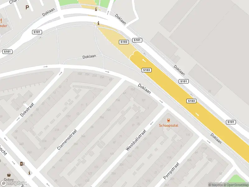 Ambulance met grote spoed naar de Clemensstraat in Rotterdam