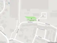 Brandweer met grote spoed naar de Steenweg in Helmond vanwege voertuigbrand