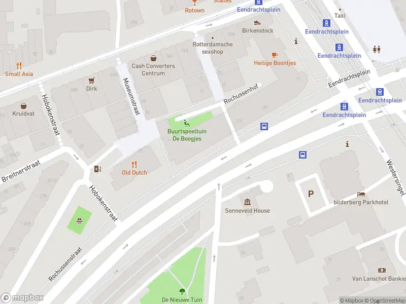 Ambulance met grote spoed naar de Rochussenstraat in Rotterdam