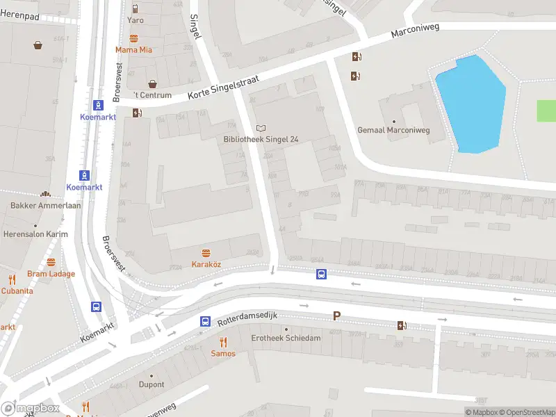 Ambulance met grote spoed naar de Singel in Schiedam