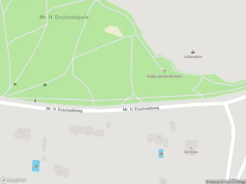 Ambulance met gepaste spoed naar de Parkweg in Bloemendaal