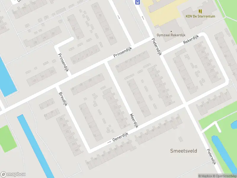 Ambulance met gepaste spoed naar de Meerdijk in Rotterdam