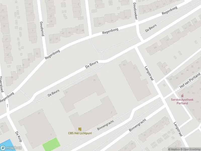 Ambulance met grote spoed naar de De Beurs in Rhoon