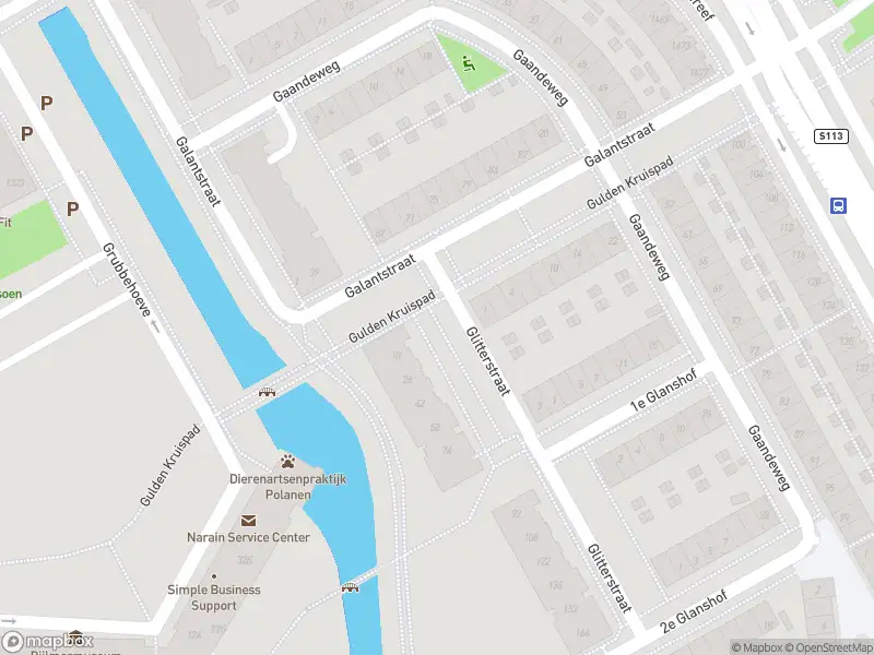 Ambulance met grote spoed naar de Glitterstraat in Amsterdam