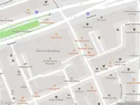 Ambulance met grote spoed naar de Hartmansstraat in Rotterdam