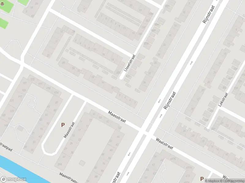 Ambulance met grote spoed naar de Geulstraat in Alkmaar