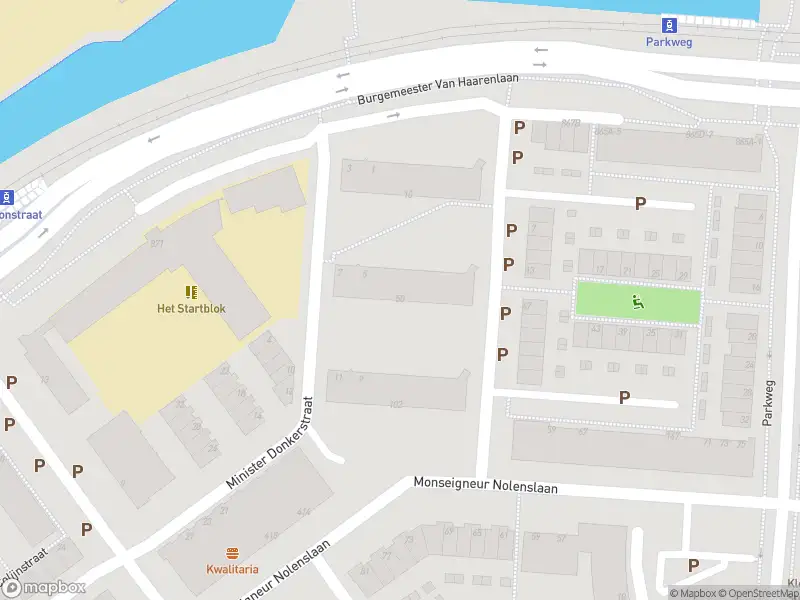 Ambulance met grote spoed naar de Van Heuven Goedhartstraat in Schiedam