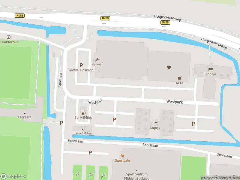 Ambulance met grote spoed naar de Hoogeveenseweg in Boskoop