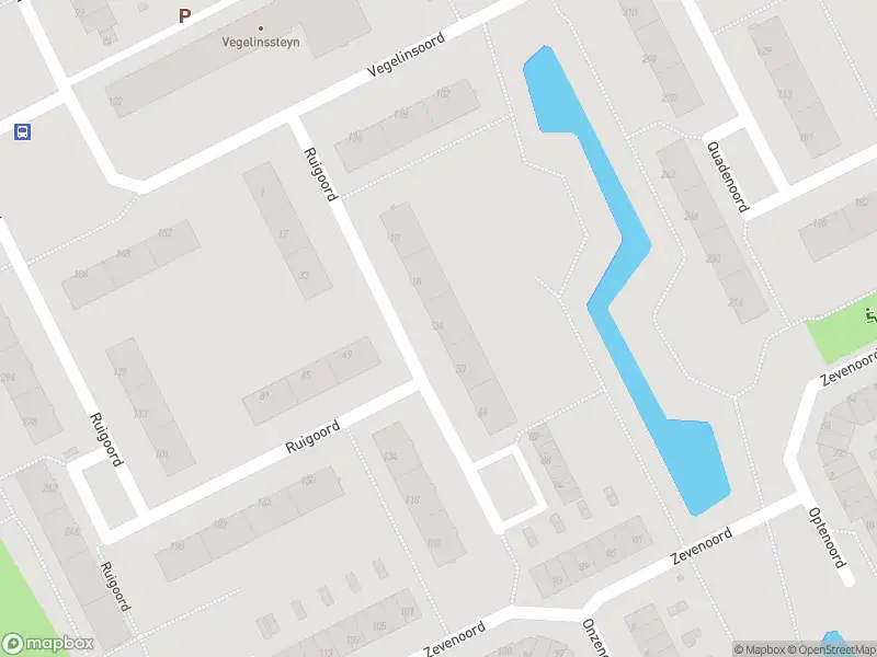 Ambulance met grote spoed naar de Ruigoord in Rotterdam