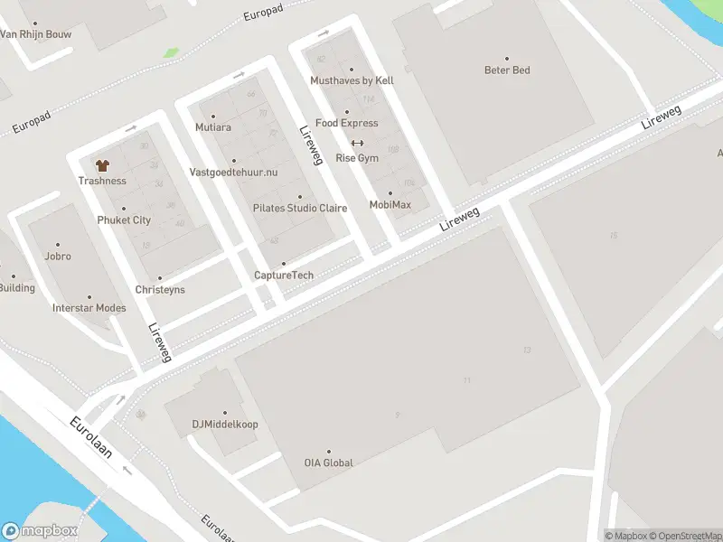 Ambulance met grote spoed naar de Lireweg in Nieuw-Vennep