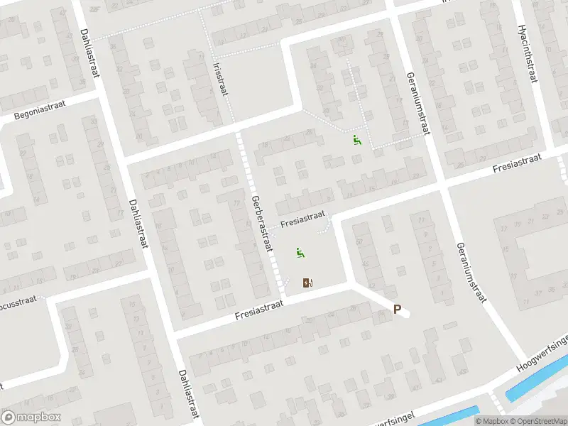 Ambulance met grote spoed naar de Fresiastraat in Spijkenisse