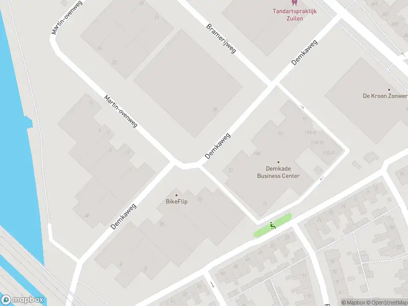 Brandweer met grote spoed naar de Demkaweg in Utrecht vanwege waarnemen gaslucht