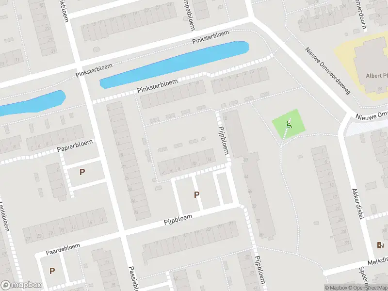 Ambulance met grote spoed naar de Pijpbloem in Rotterdam