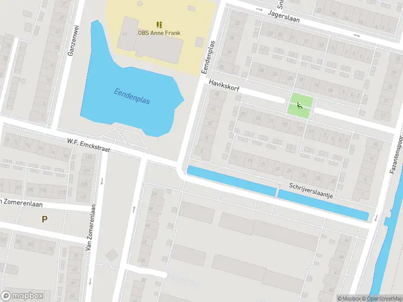 Ambulance met grote spoed naar de Eendenplas in Gorinchem