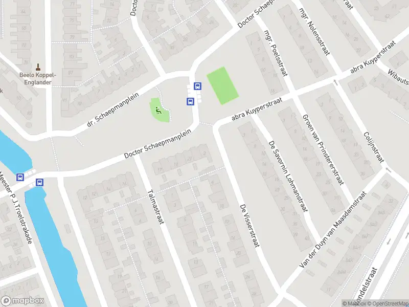 Ambulance met gepaste spoed naar de De Visserstraat in Alkmaar