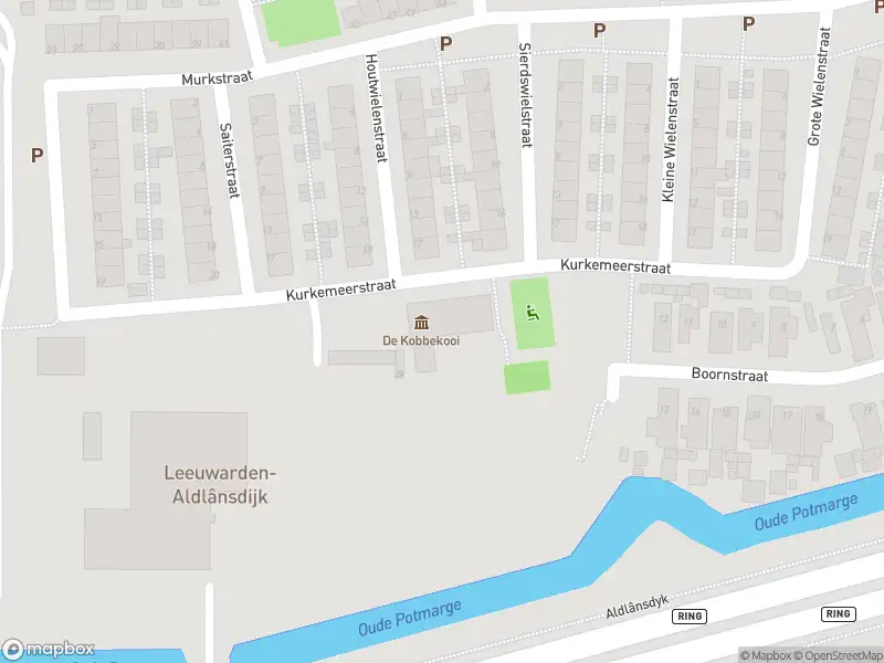 Brandweer met gepaste spoed naar de Kurkemeerstraat in Leeuwarden