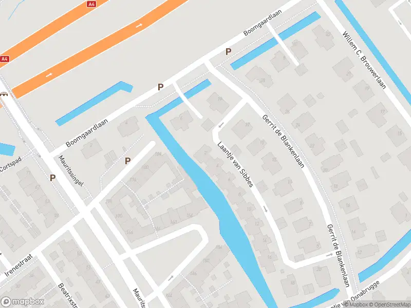 Ambulance met grote spoed naar de Laantje van Sibbes in Leiderdorp