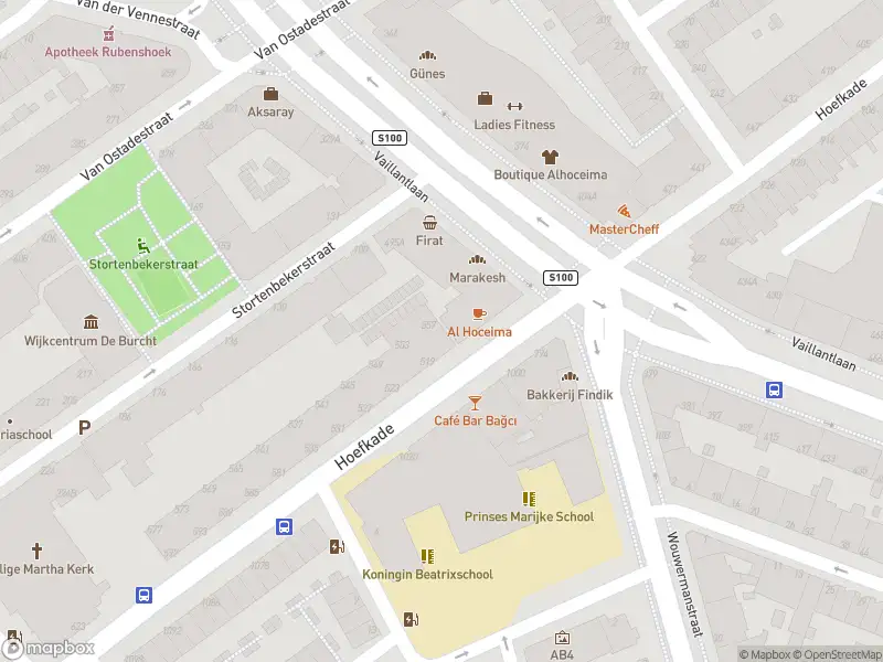 Traumahelikopter naar de Hoefkade in 's-Gravenhage