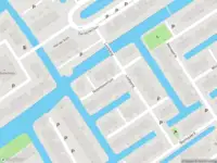 Ambulance met grote spoed naar de Notenboomtuin in Rijswijk