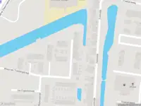 Ambulance met grote spoed naar de Mees Toxopeüsstraat in Dordrecht