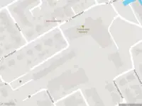 Ambulance met grote spoed naar de Columbiahof in Aalsmeer