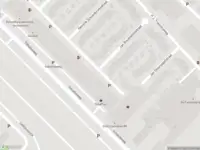 Ambulance met grote spoed naar de Cornelis van der Kolffstraat in Maassluis