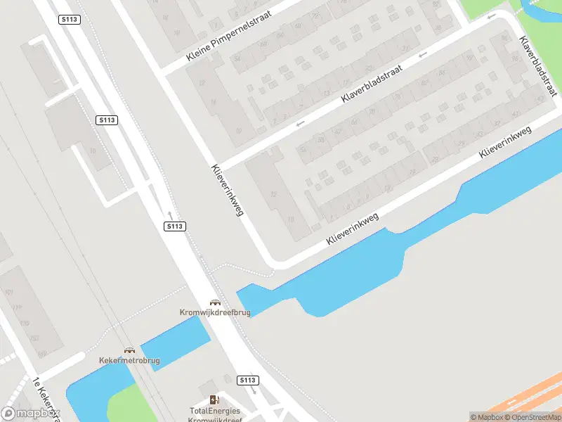 Ambulance met grote spoed naar de Klaverbladstraat in Amsterdam