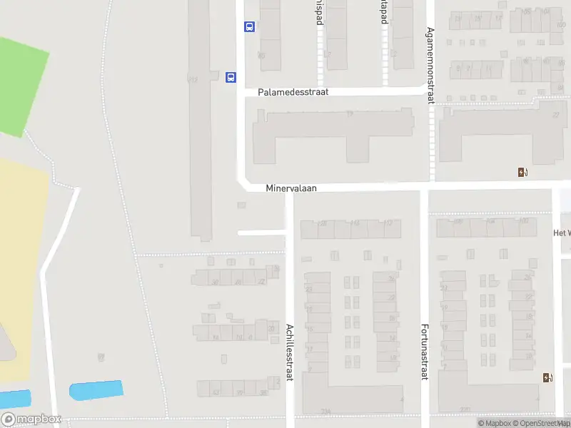 Ambulance met gepaste spoed naar de Achillesstraat in Rotterdam