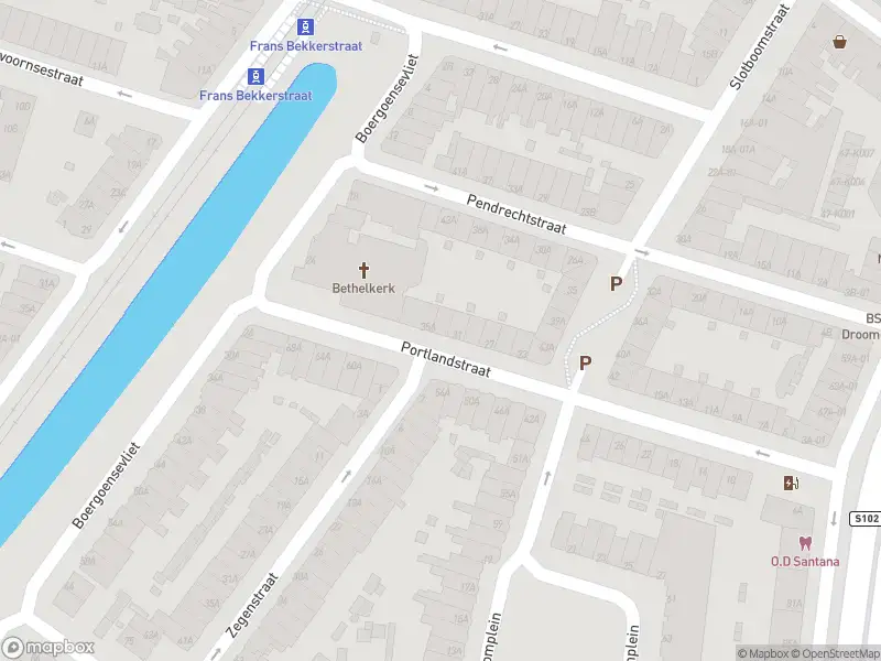 Ambulance met grote spoed naar de Portlandstraat in Rotterdam