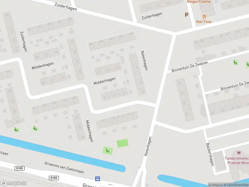 Ambulance met gepaste spoed naar de Middenhagen in Rotterdam