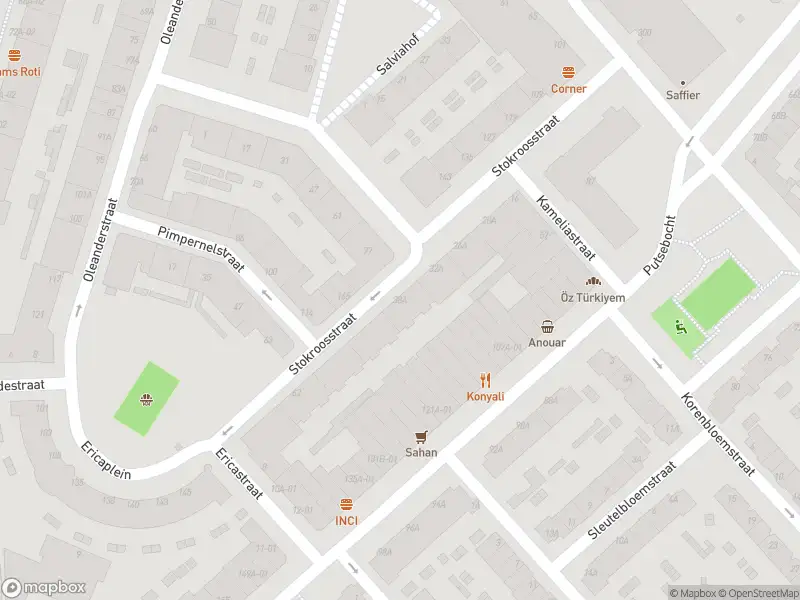 Ambulance met gepaste spoed naar de Stokroosstraat in Rotterdam