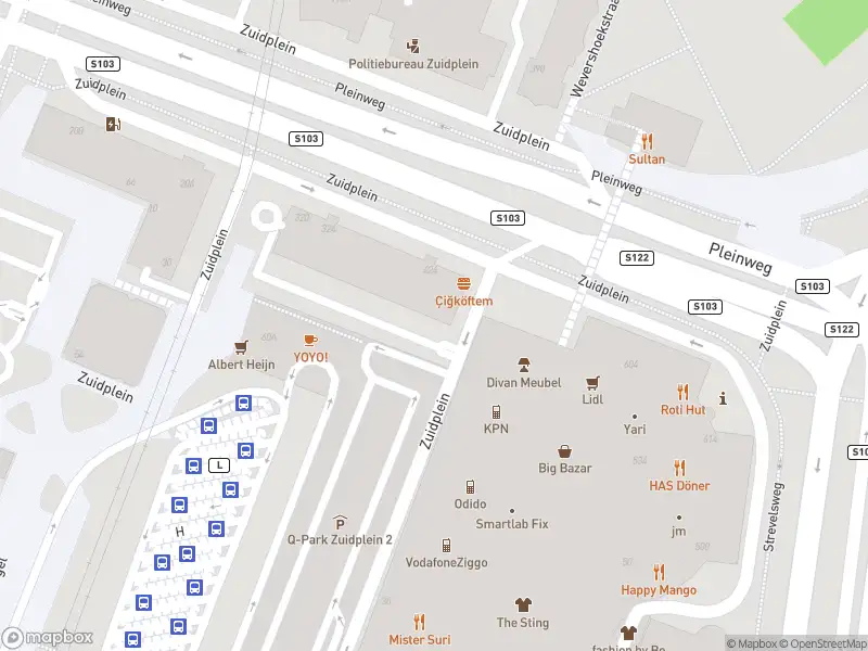 Ambulance naar de Zuidplein in Rotterdam