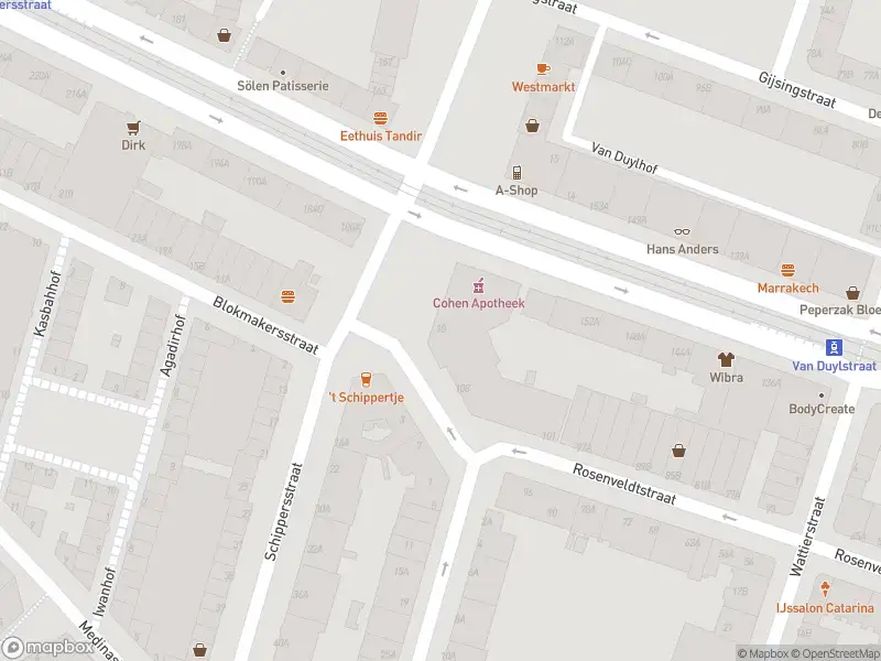 Ambulance met grote spoed naar de Willem van Zuylenstraat in Rotterdam