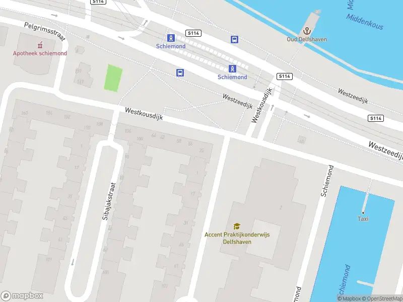 Ambulance met gepaste spoed naar de Westkousdijk in Rotterdam