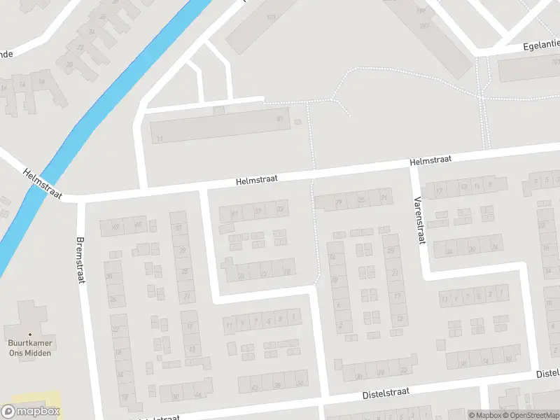 Ambulance met grote spoed naar de Helmstraat in Hellevoetsluis