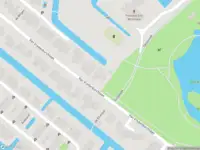 Ambulance met grote spoed naar de Van Vredenburchlaan in Bergschenhoek